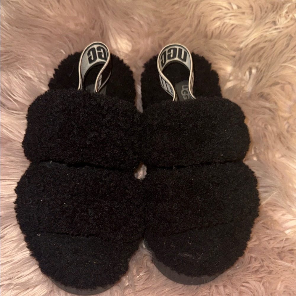 UGG Black Fluffy Slides